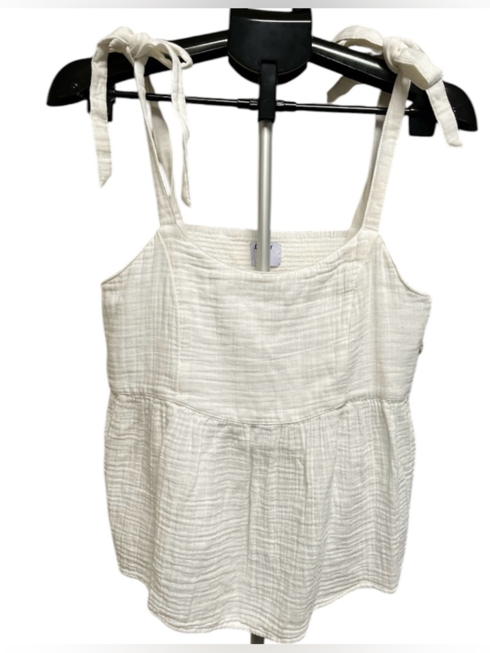 Old Navy White Tie-Shoulder Cami Swing Blouse - Picture 1 of 5